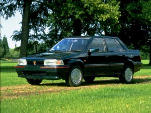 Rover 216 Vitesse EFI 1984 года